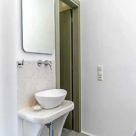 Depis Place And Naxos Depis Castle Renata Luxury Apartments-double Appartement Naxos City